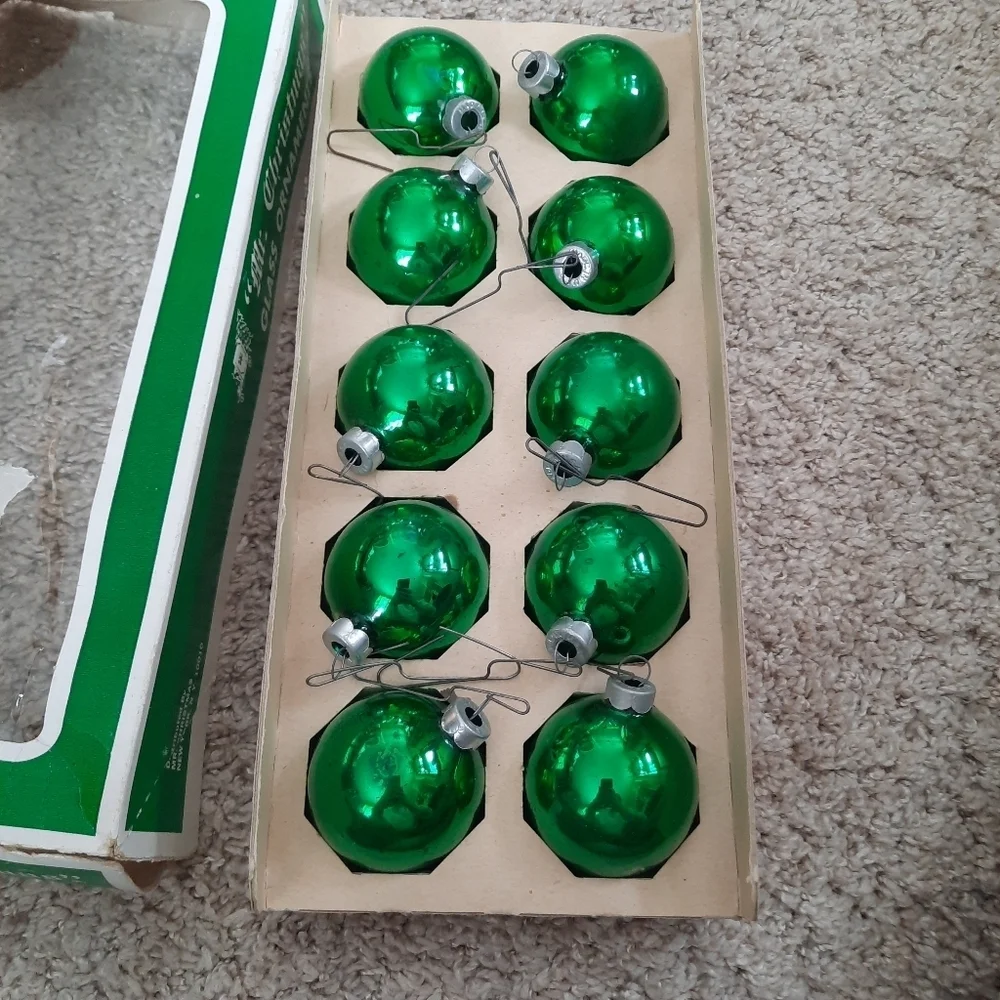 Vintage Mr. Christmas Metallic Green 10 Piece Glass Ornaments Set Medium Bulbs